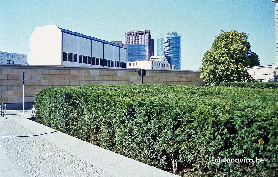 BERLIJN2000N099