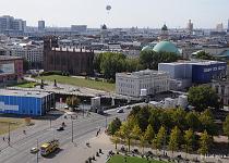 BERLIN09N6708.JPG