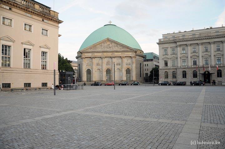 BERLIN09N6380