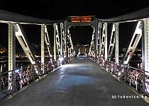 DU2016 P0459-P1140475