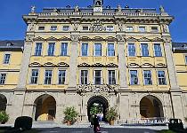 DU2016 P0401-P1140417