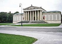 MUNCHEN1996N004