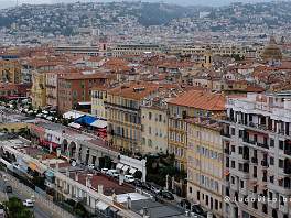 NICE_DSCF8762 Nice is met een 350.000 inwoners (toeristen niet meegeteld) een van de grootste steden van Frankrijk. Mensen met een zwakke gezondheid, aanvankelijk vooral uit...
