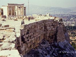 ATHINA2001N038