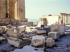 ATHINA2001N045