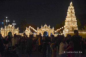 Paleis by Night