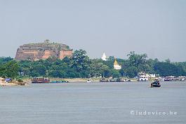 MYANMAR2019-P1310324