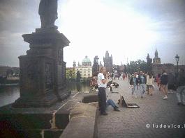 PRAAG1993N075
