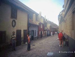 PRAAG1993N137