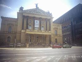 PRAAG1993N093