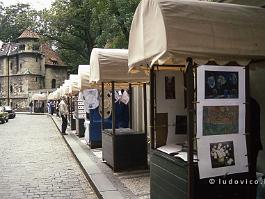 PRAAG1994N040
