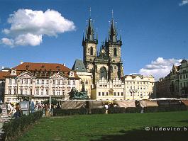 PRAAG1994N047