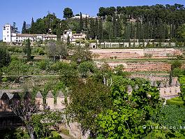 Spanje2022_P1390899 De Generalife, op een korte wandeling van het Alhambra gelegen, was het zomerpaleis/landhuis van de Moorse koningen.