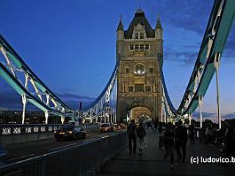 LONDON2010_DSC_0656 ASCII