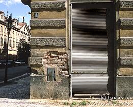PRAAG1994N031
