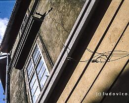 PRAAG1994N071