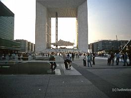 PARIS89N101 ASCII