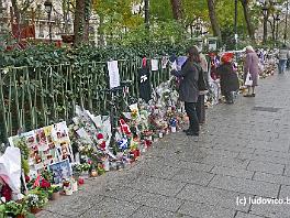 PARIS2015_P8630225 ASCII
