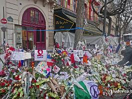 PARIS2015_P8630234 ASCII