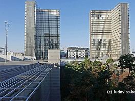 PARIS2016_P8640759 ASCII