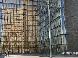 PARIS2016_P8640782 ASCII