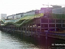 PARIS2016_P8640643 ASCII