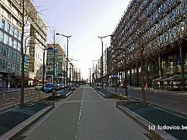 PARIS2016_P8640747 ASCII
