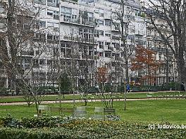 PARIS2016_P8640300 ASCII
