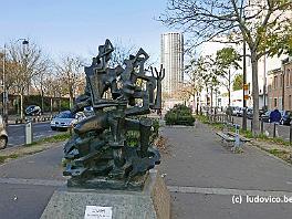 PARIS2016_P8640441 ASCII