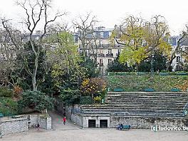 PARIS2017_P1010654 ASCII
