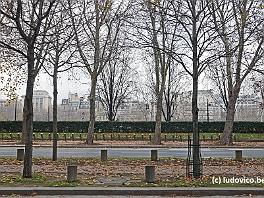 PARIS2017_P1010867 ASCII