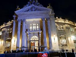 PARIJS2021_P8720738 Oude Bourse de Commerce van Parijs, nu de kunstgalerie voor hedendaagse kunst Fondation Pinault.